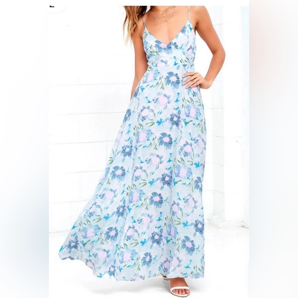 Lulu’s Watercolor Wonderland Light Blue Floral  Maxi Dress Size XS Wedding Guest